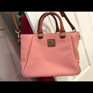 Pink dooney & bourke bag